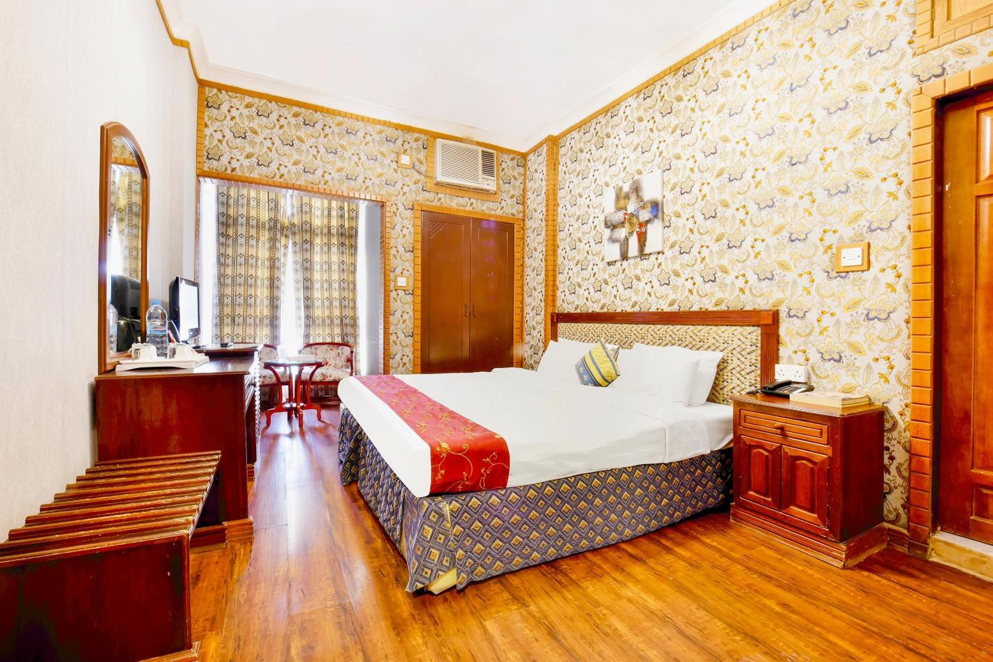 Capital O 125 Moon Plaza Hotel Manama Eksteriør bilde